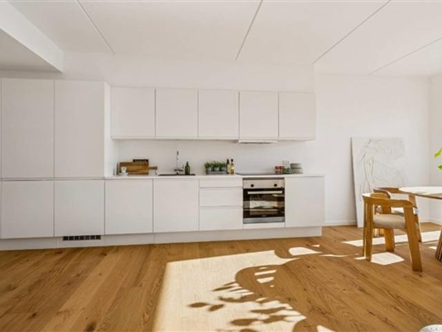 Eklusiv 4 værelses penthouse lejlighed med altan, København S, København