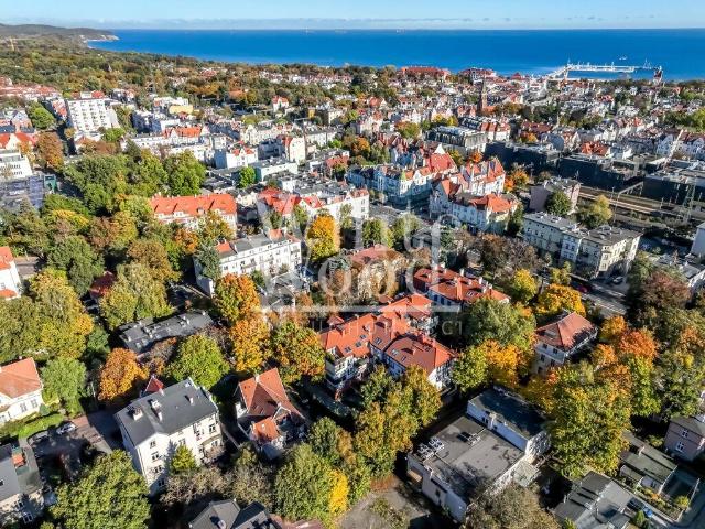 Ekskluzywne 4 pokojowe mieszkanie w kamienicy Górny Sopot
