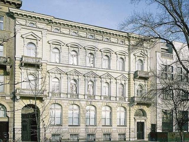 Ekskluzywne biura w zabytkowej kamienicy w centrum Warszawy