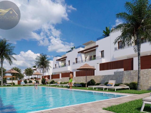 Ekskluzywne domy z basenem i solarium w Orihuela