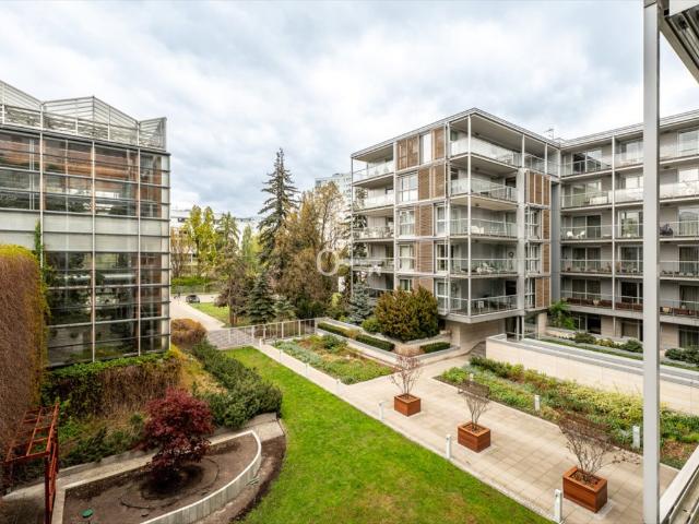 Ekskluzywny 92 m² apartament na Mokotowie z miejscem i komórką