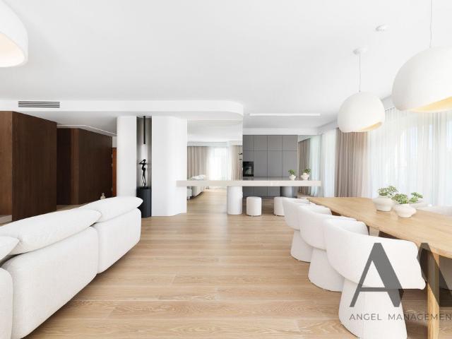 Ekskluzywny apartament z widokiem na Wisłę i Wawel