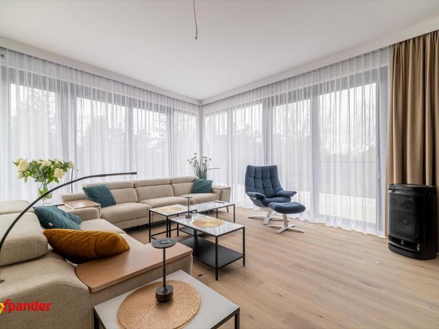 Ekskluzywny apartament 100 m² z widokiem na Bałtyk i jezioro