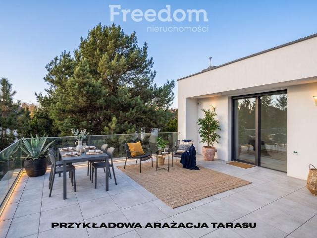 Sprzedam luksusowy dom 337 m² z nowoczesnym wyposażeniem w Łazach