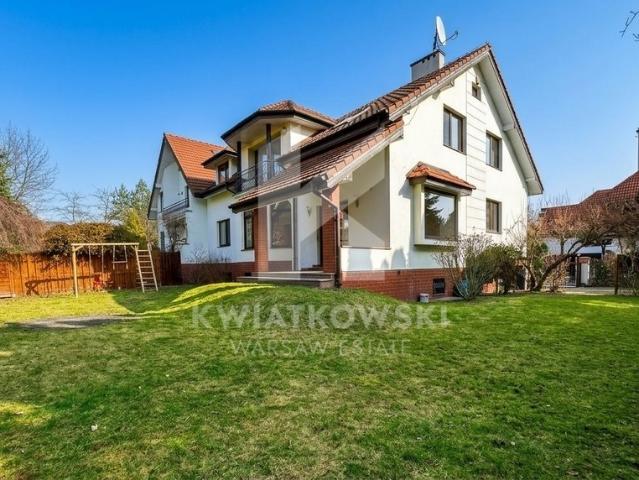 Ekskluzywny dom Wilanów 340 m² z sauną i kominkiem