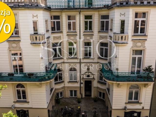 Ekskluzywny dwupoziomowy apartament na ostatnim piętrze w sercu Krakowa