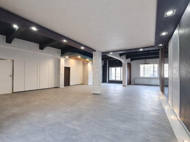 Ekskluzywny lokal 196 m² w centrum Łodzi z magazynem