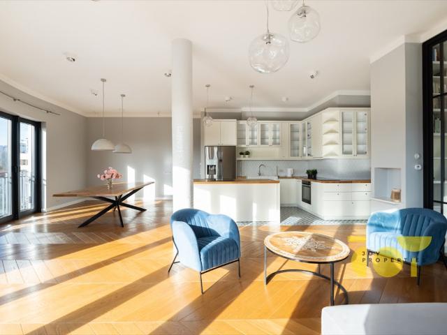 Ekskluzywny penthouse 180 m² z tarasami i garażem