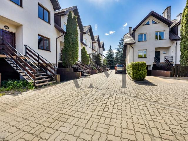 Ekskluzywny segment 268 m² z 117 m² ogrodem w Ursynowie