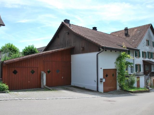 RÉSERVIERT