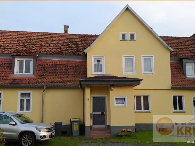 Ehemaliges Herrenhaus m. diversen Nebengebäuden z. B. Stallungen/Scheune in Ortsrandlage Altengronau