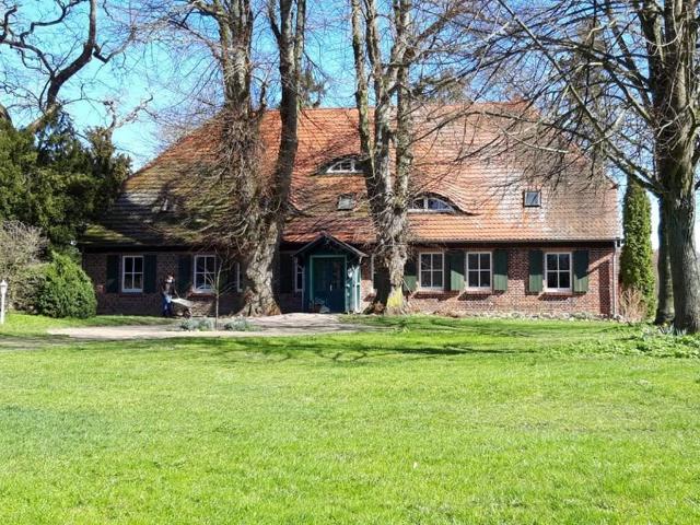 ehemaliges Pfarrhaus Wohnen und Arbeiten unter einem Dach