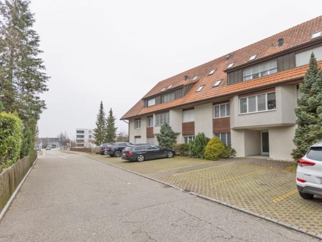 Ehemaliges Wohnheim mit 11 Zimmern Attraktive Investitionsmöglichkeit in Toplage mit guter Rendite