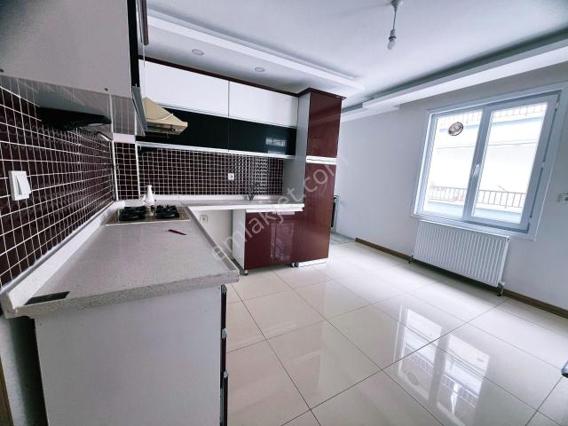 Şehit Kübilayda Selim Cadde Üstü Özlem Cadde Paraleli Kiralık 3+1