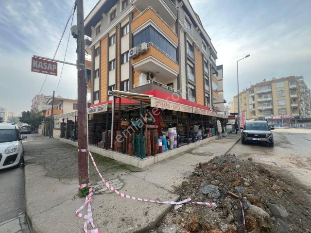 Şehitishak Mahallesinde Tarsus Ck Emlak'tan Satılık 300m2 Dükkan