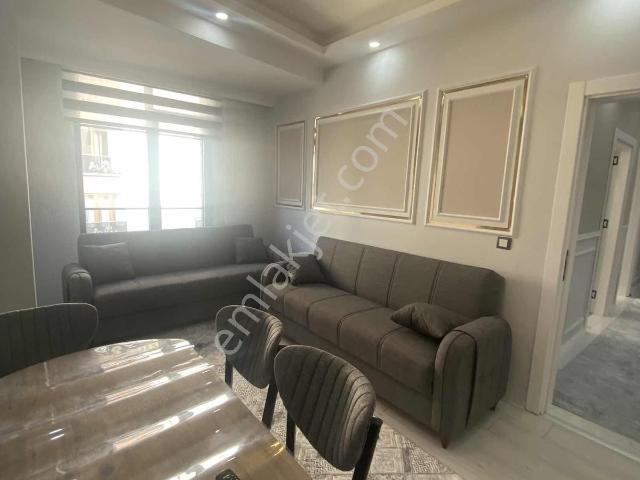 Şehitler Mah Üniversite 2.kapısında Lüx Kiralık 1+1