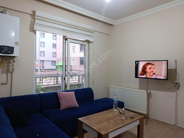 Şehitler Mahallesinde Satılık Eşyalı 2+1 Yüksek Girişli Daire