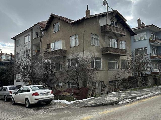 ŞEHİR MERKEZİNDE TİCARİ ARSA: İşyeri, Ofis, Konut olabilir