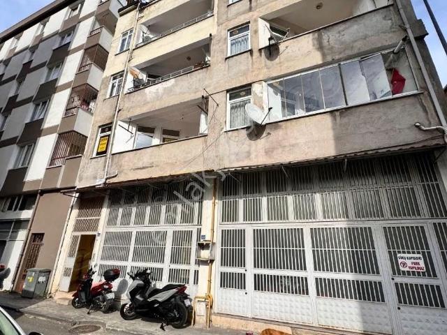 Şehir Merkezinde Bucak Mahallesi'nde Satılık 2+1 Daire