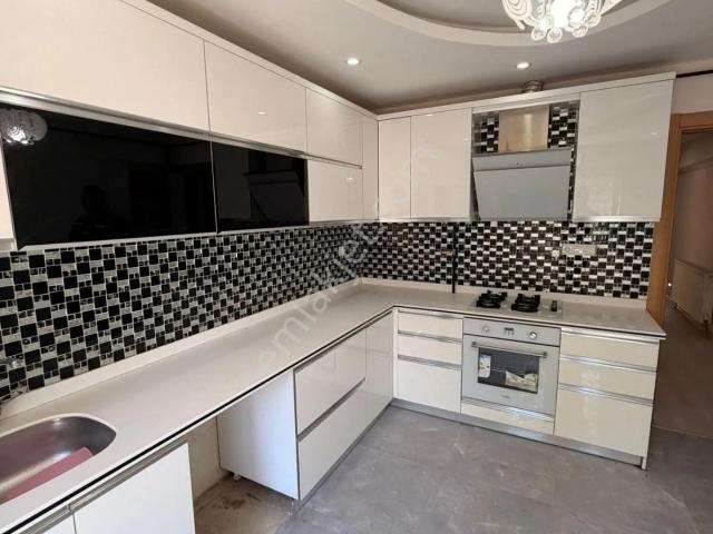 Şehir Merkezinde Kurtuluş Mahallesi’nde Satılık Lüks 3+1 Daire