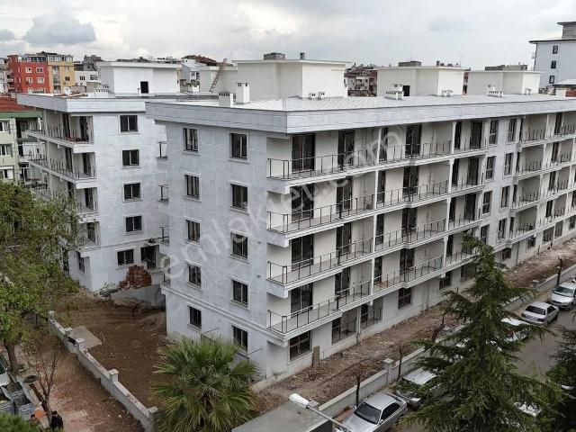 Şehir Merkezinde Lüks Site İçi 2+1 Otoparklı Satılık Uygun Daire