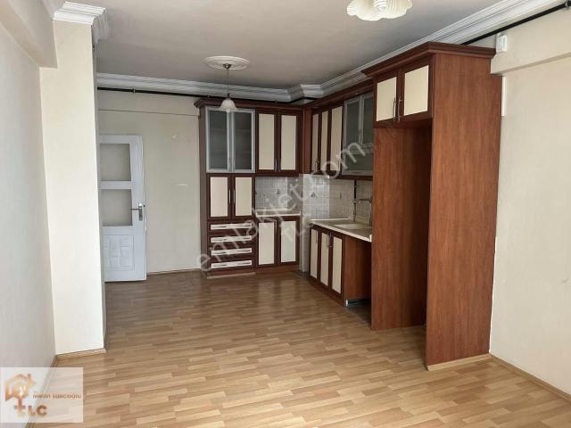 Şehir Merkezinde Satılık Masrafsız 3+1 Daire