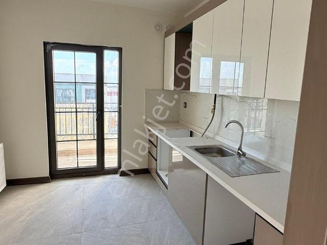 Şehir Hastanesi Karşısı Tokilerde Kiralık 2+1 Daire