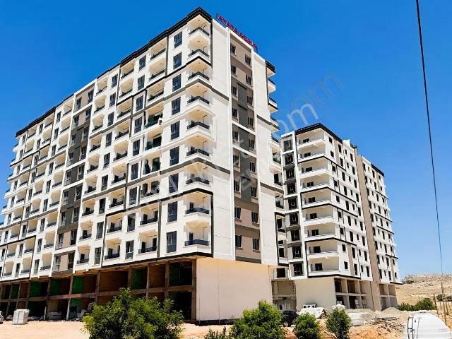 Şehir Hastanesi Karşısı Arakat Satılık 1+1 Lüks Daire