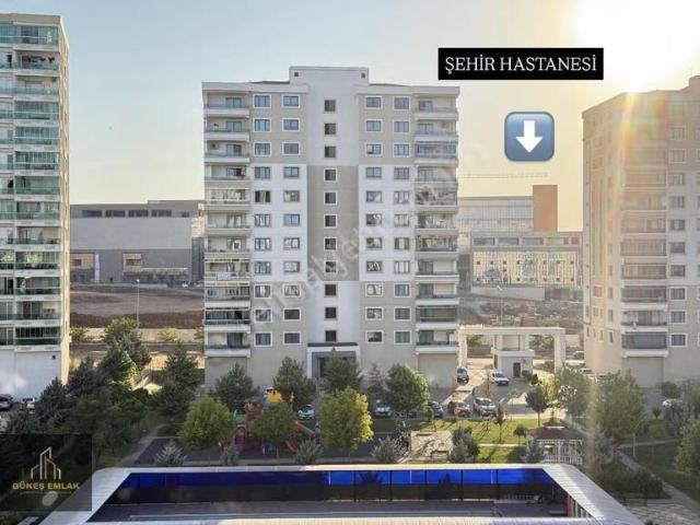 Şehir Hastanesi Karşısı Satılık 4,5+1 Lüx Daire