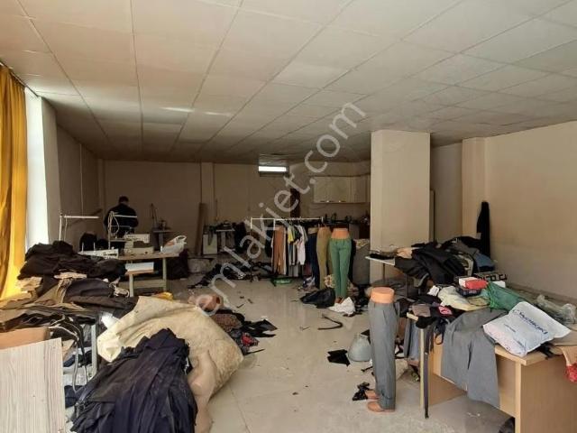 Şehir Hastanesine Yakın Mesafede 98m2 Satılık Dükkan