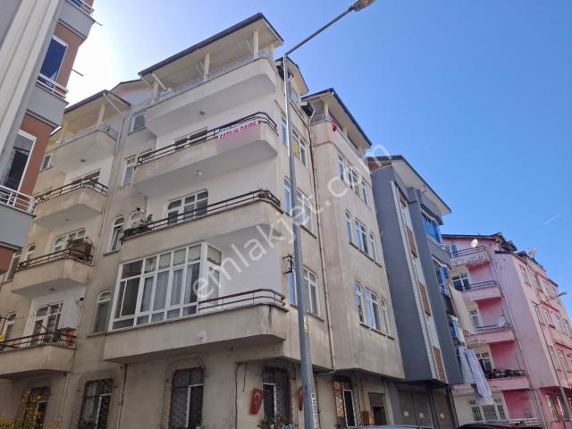 Şehir İçinde Satılık 4+1 Arakat Daire