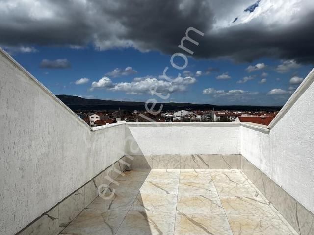 Şehir Ve Doğa Manzaralı 140 M2 Sıfır Dublex