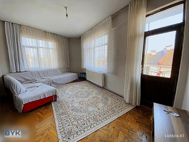 ŞEHRİN MERKEZİ 'NDE SATILIK 3+1 GENİŞ VE FERAH DAİRE