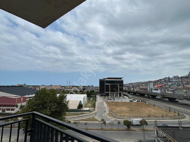 Şehri Bahçe Bölge Uzmanı Rahşan Çam'dan|vestiyerli Kiralık 2+1