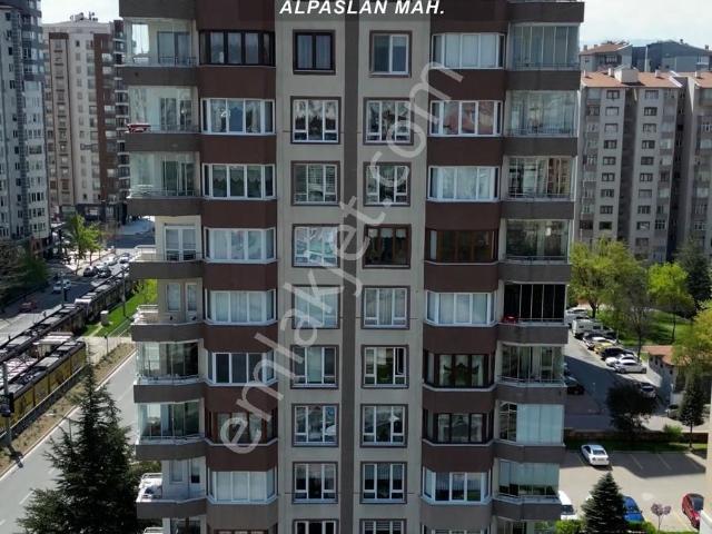 Şehrin En Güzel İncisi Satılık Kurumsal Kiracılı Dükkan
