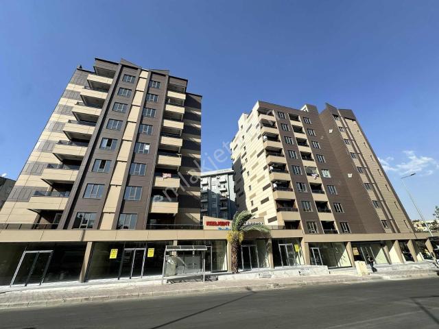 Şehrin Geniş Lokasyana Sahip 1+1i
