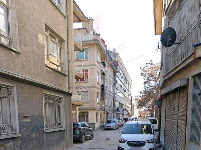 Şehrin Göbeğinde Merkezde Satılık 30 Metre Kare Dükkan
