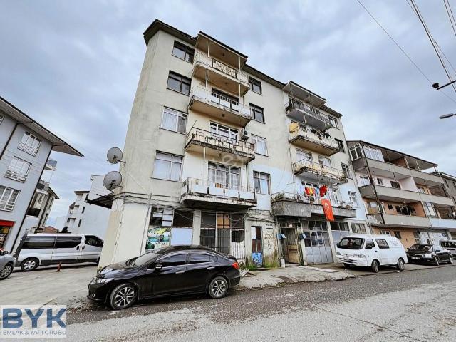 Şehrin Merkezi 'nde Satılık 3+1 Geniş Ve Ferah Daire