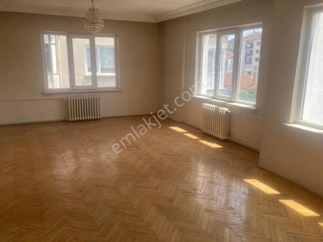 Şehrin Merkezi Arakat Asansörlü Önü Açık 160m² Fırsat 3+1 Bk 14