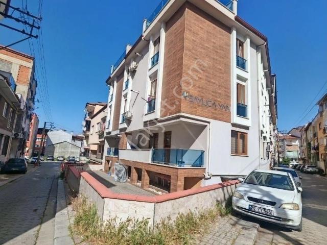 şehrin Merkezinde* Arakat* Bireysel Kombili *1+1* 45m2 *apart