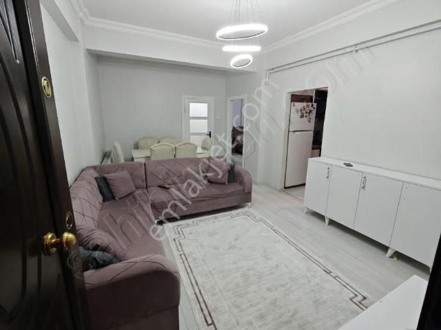 Şehrin Merkezinde Full Eşyalı Kiralık 3+1 Daire