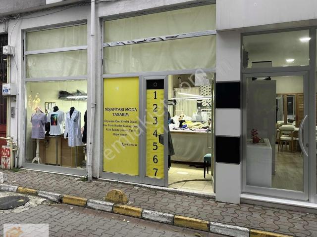 Şehrin Merkezinde Satılık Dükkan