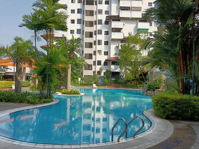 Ehsan Ria Condomiunium Garden view unit for Sale