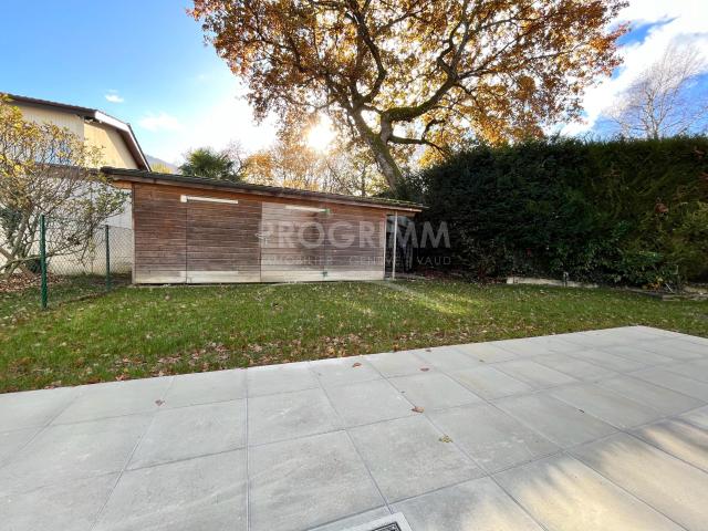 Einzelagent – Villa – 4 Schlafzimmer – 3 Badezimmer – – Parkplätze