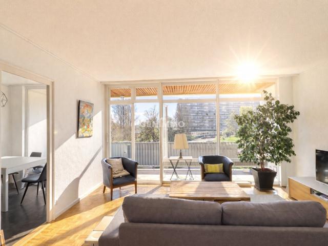 Einzelagent: Wohnung in einer luxuriösen Minergie Residenz