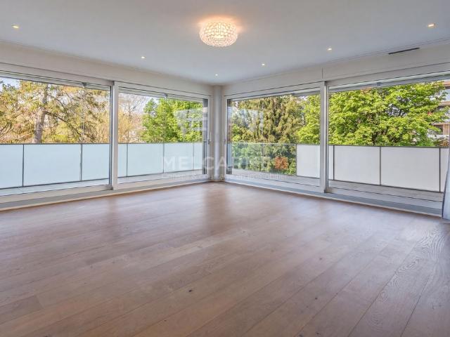 Einzelagent – Hervorragende Wohnung mit Loggia