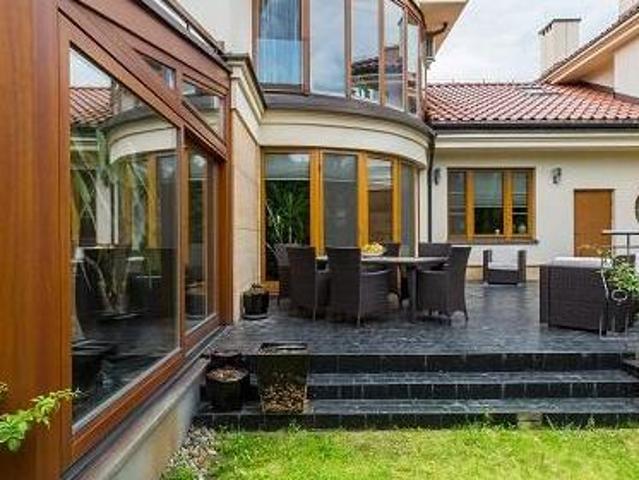 Einzelhandel mit 6 Schlafzimmer Zeiselmauer 3424 DS101195673