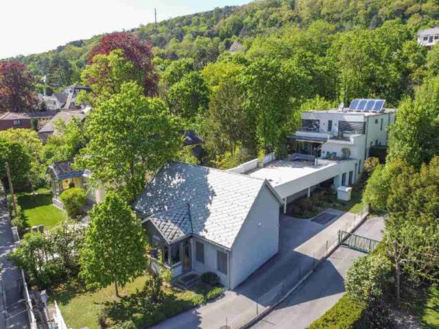 Einziehen & Aufatmen: Premium Villa mit Charm & Weitblick