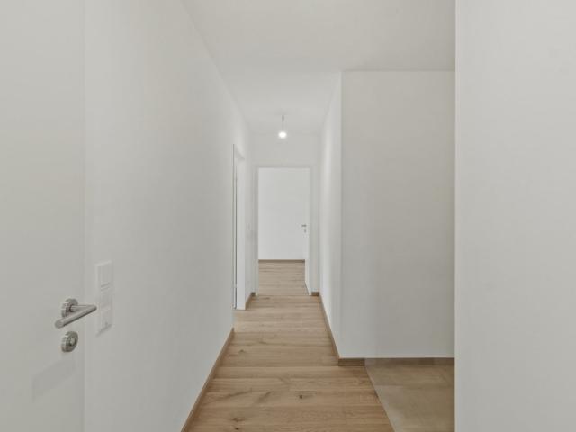 Einziehen & Glücklich Sein Drei Zimmer mit Balkon