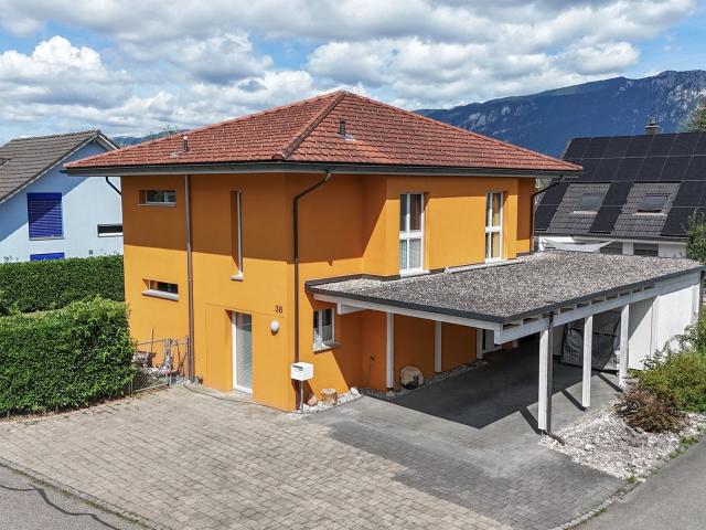 Einziehen und geniessen Gepflegtes Einfamilienhaus mit vielseitigen Nutzungsmöglichkeiten